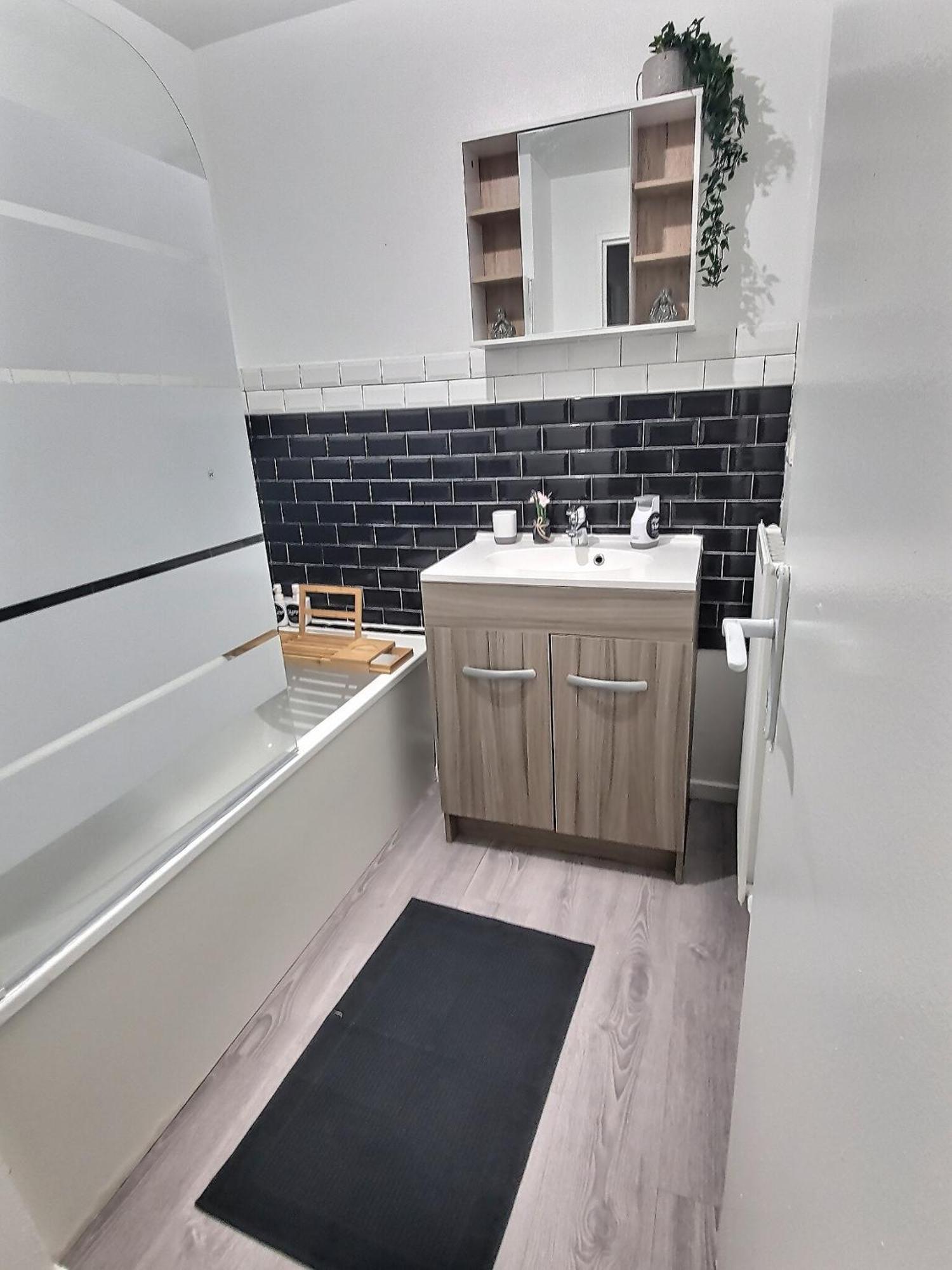 Appartement Pres Gare, Parking 비뉴 쉬르 센느 외부 사진